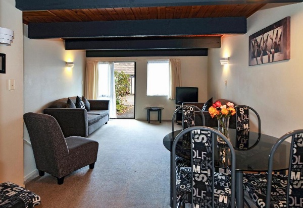 Wylie Court Motor Lodge image 30